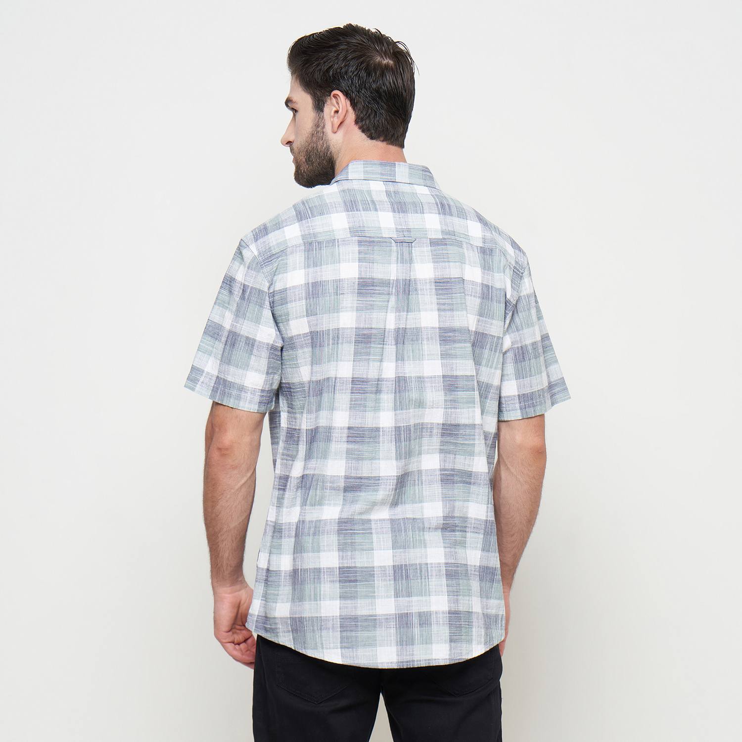 THE GAB'S Kemeja Kotak Pria Lengan Pendek Reguler Fit AABC422M0124