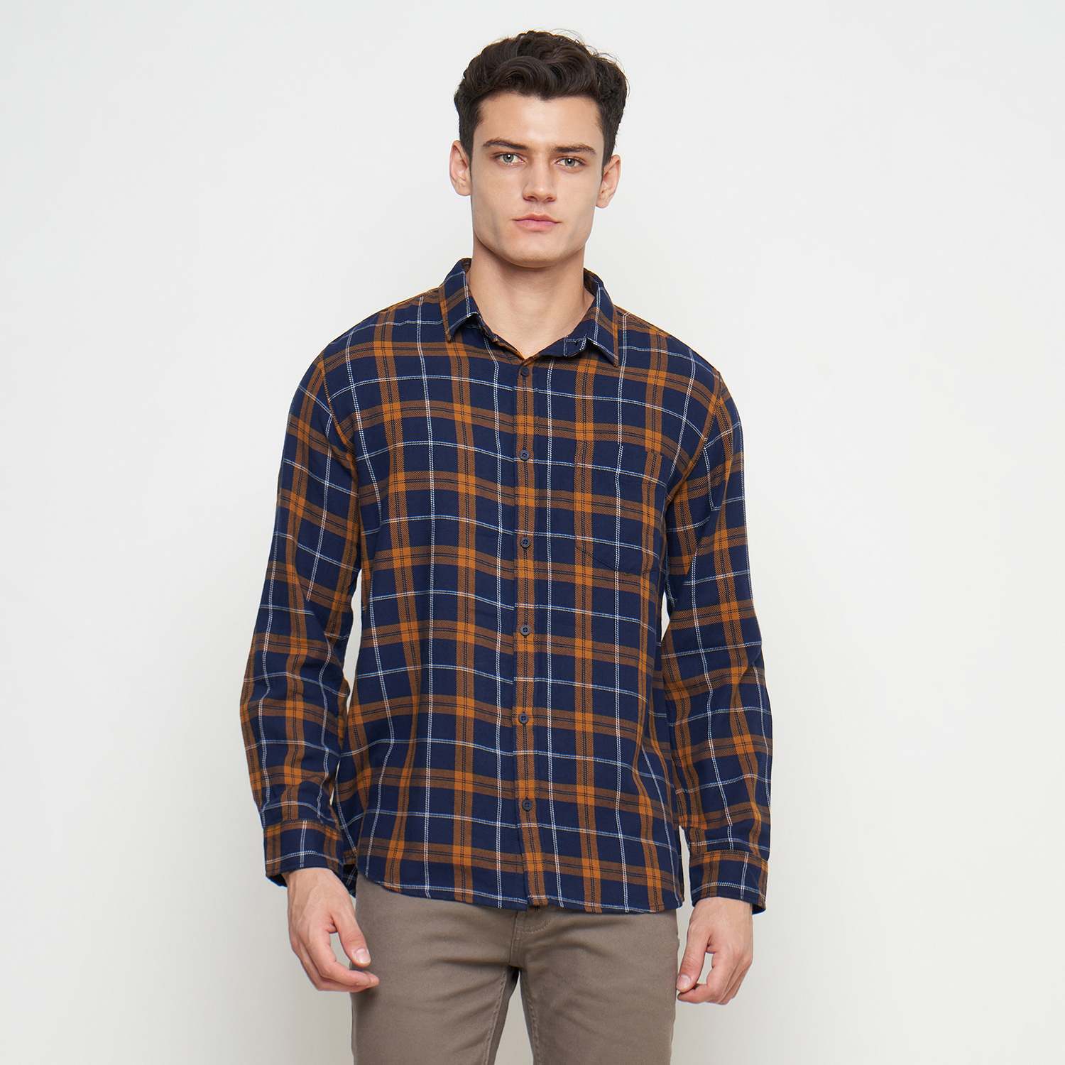 THE GAB'S KEMEJA PRIA LENGAN PANJANG MOTIF KOTAK REGULAR FIT ABAC403M0124