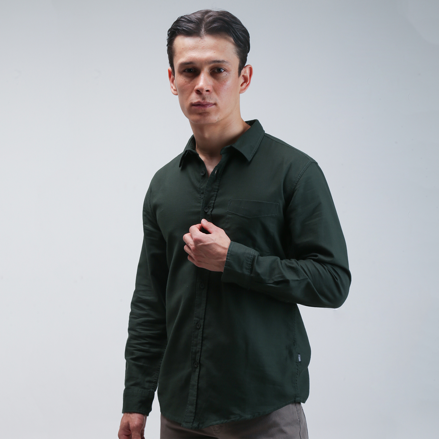 GABRIELLE KEMEJA POLOS LENGAN PANJANG PRIA REGULAR FIT GBAC492J1024