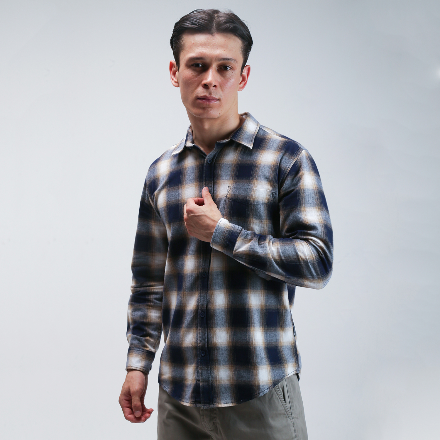 THE GAB'S KEMEJA KOTAK - KOTAK LENGAN PANJANG PRIA REGULAR FIT ABAC498M1124